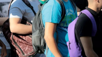 ΑΑΔΕ: 375.000 ΑΦΜ αυτόματα σε ανηλίκους άνω των 12 ετών