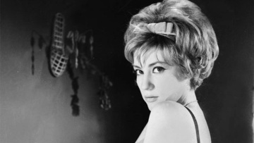 Η άγνωστη Ζωή Λάσκαρη: Η πλαστογραφία και ο κρυφός αρραβώνας στη Βοστώνη με συλλέκτη όπλων