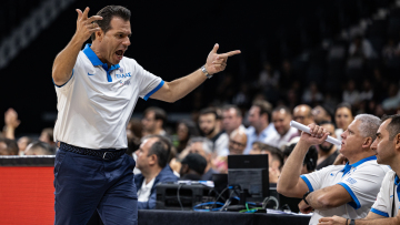 Ιτούδης για την ήττα της Ελλάδας από τη Γερμανία: «Χάσαμε τη συγκέντρωσή μας με κάποια σφυρίγματα»