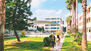 Μη κρατικά πανεπιστήμια: Κάν’ το όπως η Κύπρος - Έχει ετήσια κέρδη 1 δισ.