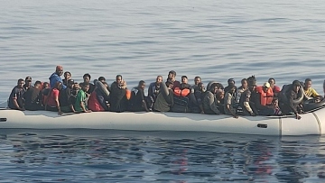 Σάμος: Διάσωση 50 μεταναστών από το Λιμενικό – Δείτε βίντεο