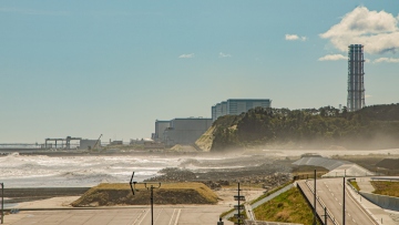 Ιαπωνία: Αντιδράσεις με την απόφαση να ρίξει στον Ειρηνικό νερά που χρησιμοποίησε στο πυρηνικό εργοστάσιο στη Φουκουσίμα