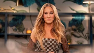 Σάρα Τζέσικα Πάρκερ: Μιλά άπταιστα ελληνικά σε επεισόδιο του «And Just Like That»