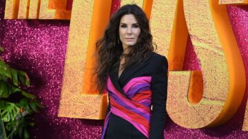 Σάντρα Μπούλοκ: Το «ευχαριστώ» για τη στήριξη που δέχτηκε μετά τον θάνατο του συντρόφου της