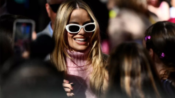 Η Μάργκοτ Ρόμπι σε εστιατόριο της Αθήνας– Στα 50 εκατ. δολάρια η αμοιβή της για την Barbie