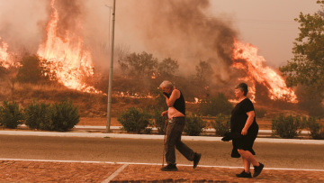 Φωτιές: Σχέδιο 1,97 δισ. για πυροπροστασία - Αλλαγές στην Πολιτική Προστασία