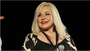 Μπέσσυ Αργυράκη για κακόβουλα σχόλια: «Υπάρχουν άνθρωποι και ανθρωπάκια»