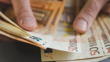 Δώρο Πάσχα 2024: Πού και πώς θα το υπολογίσετε online