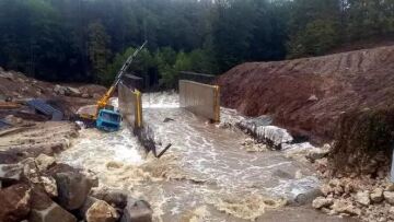 Τουρκία: Καταρρακτώδεις βροχές άφησαν δύο νεκρούς - Ακόμη τέσσερις αγνοούνται (βίντεο)