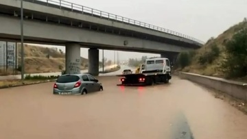 Κακοκαιρία Daniel: Εγκλωβίστηκαν στον Βόλο παιδιά από τα Τρίκαλα που θα έδιναν εξετάσεις