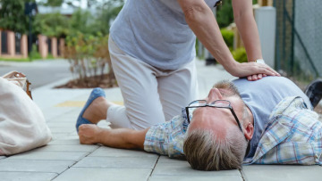 Καρδιακή ανακοπή: Δύο συμπτώματα που προειδοποιούν 24 ώρες νωρίτερα