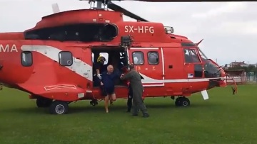 Κακοκαιρία «Daniel»: Ελικόπτερα αποβιβάζουν στο στάδιο Καρδίτσας απεγκλωβισμένους από την Αγία Τριάδα - Βίντεο