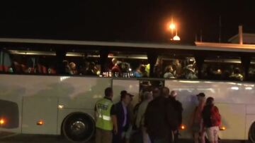 Κακοκαιρία «Daniel»: Σκάφη του Λιμενικού απεγκλώβισαν 210 άτομα από Μικρό, Πλατανιά, Χόρτο και Μηλίνα