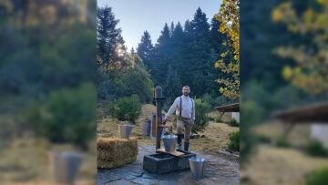 Λεωνίδας Κουτσόπουλος: Η πρώτη φωτογραφία από τα γυρίσματα της «Φάρμας»