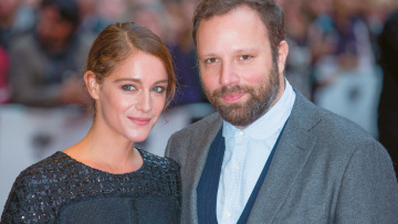 Συγκλονίζει η σύζυγος του Λάνθιμου, Αριάν Λαμπέτ: «Έχω υποστεί δύο βιασμούς στην εφηβεία μου»
