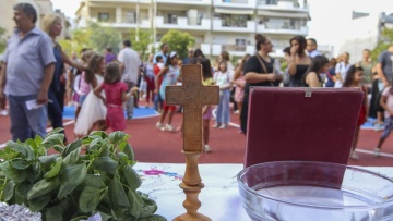 Σχολεία: Πρώτο κουδούνι σήμερα, εξαιρείται η Θεσσαλία - Όσα πρέπει να γνωρίζουν γονείς και μαθητές