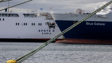 Απαγορευτικό απόπλου σε Πειραιά, Ραφήνα και Λαύριο - Κανονικά τα δρομολόγια για Αργοσαρωνικό