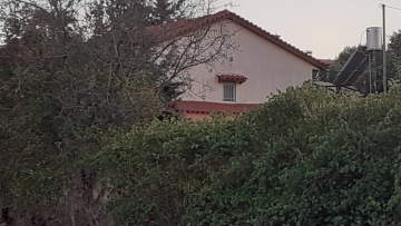 Λούτσα: Εντοπίστηκε το σπίτι που διέμεναν τα θύματα της εξαπλής δολοφονίας