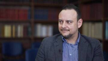 Γκίκας Μαγιορκίνης: Εξηγεί γιατί ανησυχεί η μυστηριώδης πνευμονία που «χτυπά» παιδιά στην Κίνα