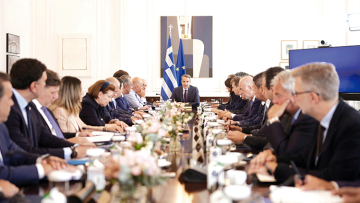 Ποιος υπουργός μπορεί να ακολουθήσει τον Βαρβιτσιώτη; - Ο «χρησμός» για νέα παρέμβαση Μητσοτάκη στην κυβέρνηση