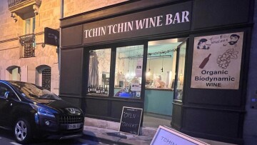 Γαλλία: Μία γυναίκα νεκρή και επτά στην εντατική από αλλαντίαση σε εστιατόριο του Μπορντό