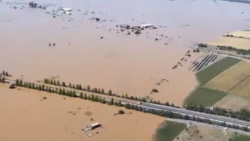 Παραμένει κλειστή και πλημμυρισμένη η Εθνική Οδός Αθήνας-Θεσσαλονίκης - Δείτε βίντεο