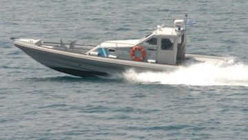 Λιμενικό: Τουλάχιστον 100 παράνομοι μετανάστες εντοπίστηκαν και διασώθηκαν σε Λέρο Σύμη, Ρόδο