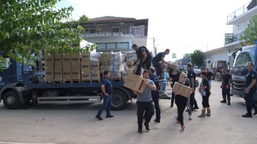 Θεσσαλία: Υπουργείο Υγείας και ΕΛ.ΑΣ. μοιράζουν εξοπλισμό προστασίας στους κατοίκους