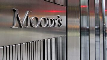 Moody's: Αναβάθμισε στο Ba1 την Ελλάδα - Ένα «βήμα» από την επενδυτική βαθμίδα