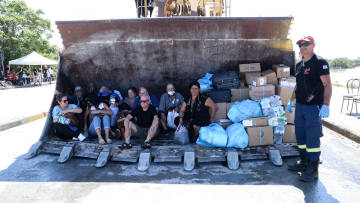 Συνεχίζεται η βοήθεια σε πληγείσες περιοχές της Θεσσαλίας - Έξι δήμοι συνδράμουν στο έργο αποκατάστασης ζημιών 