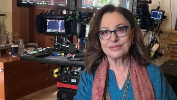 H φωτογραφία της Χαρούλας Αλεξίου από τα γυρίσματα του Maestro, που μοιράστηκε και ο επίσημος λογαριασμός της σειράς