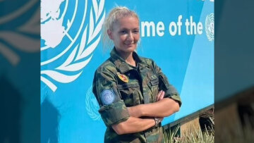 Λιβύη: Φρεσκοπαντρεμένη η 40χρονη σμηναγός Εύη Ανδρεαδάκη που σκοτώθηκε στο δυστύχημα - Τραγική φιγούρα ο σύζυγός της