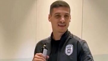 ΠΑΟΚ: Ο Kίριλ Ντεσπόντοφ «συστήθηκε» με το... «Σε παίρνω για να σου πω» του Τριαντάφυλλου