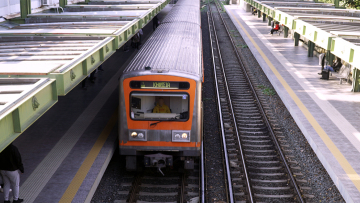 Εισροή υδάτων στον Ηλεκτρικό μεταξύ Φαλήρου και Μοσχάτου: Κλειστοί οι σταθμοί Καλλιθέας και Μοσχάτου