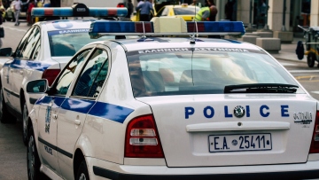 Άρτα: Έπιασε από τον λαιμό την πρώην σύντροφό του και την απείλησε με μαχαίρι 