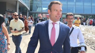 Κασσελάκης: Δεν θέλω να παραιτηθούν από βουλευτές Ακρίτα, Αποστολάκης και Ηλιόπουλος