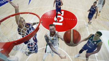 Ολυμπιακός: Άναψε το «πράσινο» φως η Ζάλγκιρις, παίκτης των «ερυθρολεύκων» ο Μπραζντέικις