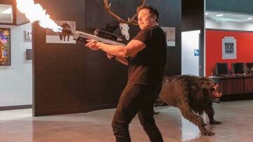 Η βιογραφία του Ιλον Μάσκ: Ο ιδιοφυής billionaire εμπνέεται από δυνάστες