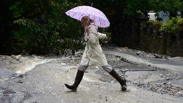 Κακοκαιρία Elias: Δείτε σε χάρτες πού θα βρέξει περισσότερο τις επόμενες 48 ώρες σε Θεσσαλία, Στερεά, Πελοπόννησο