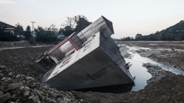 Κακοκαιρία Elias: Μήνυμα από το 112 στον Αμπελώνα Παλαμά - «Απομακρυνθείτε προς Ιτέα»