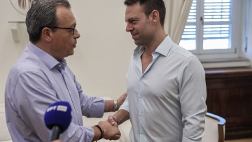 Κασσελάκης - Φάμελλος: Κυβερνητικό πραξικόπημα σε ΑΔΑΕ και ΕΣΡ