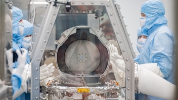 NASA: Άνοιξαν την κάψουλα από τον «πιο επικίνδυνο» αστεροειδή, τα πρώτα ευρήματα - Φωτογραφίες