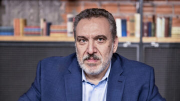 Ηλιόπουλος: Όλα υπό συζήτηση, αν χρειαστεί να παραιτηθώ για να γίνει βουλευτής ο Κασσελάκης 