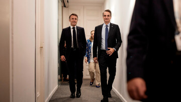 Μητσοτάκης σε Μακρόν: Συνεπής η Ελλάδα στη φύλαξη των συνόρων - Τι είπαν για μεταναστευτικό, πυρκαγιές και κλιματική αλλαγή