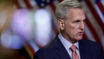 ΗΠΑ: Χάος στη Βουλή των Αντιπροσώπων μετά την αποπομπή του Μακάρθι - Προσωρινός πρόεδρος ο Πάτρικ ΜακΧένρι