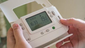 Νυχτερινό τιμολόγιο ρεύματος: Πότε ξεκινά για τη χειμερινή περίοδο - Ποιους αφορά