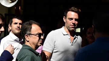 ΣΥΡΙΖΑ: Εκτός δεύτερου γύρου πλην Θεσσαλίας, σε ιστορικά χαμηλά τα ποσοστά - Οι αιτίες της ήττας