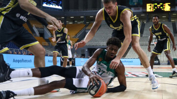 Basket League, Παναθηναϊκός-Μαρούσι: Σύρραξη και αποβολή για Αντετοκούνμπο και Λούκοβιτς - Δείτε βίντεο