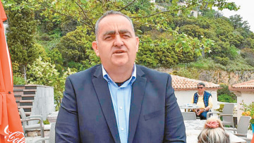 Μπελέρης: Πήρε άδεια μερικών ωρών για να βρεθεί στην κηδεία της γιαγιάς του στη Χειμάρρα