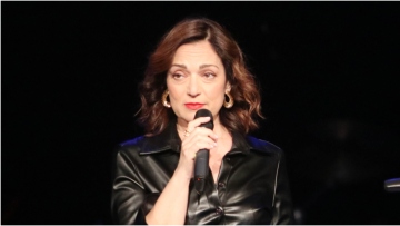 Ελένη Καρακάση: Στεναχωριέμαι όταν κόβεται μια σειρά, δεν μου αρέσει αυτό που συμβαίνει